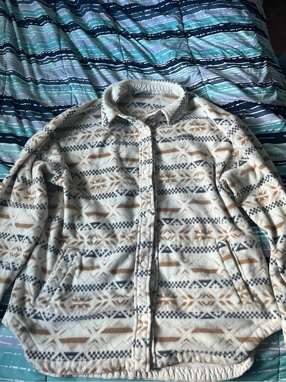 Columbia sweater